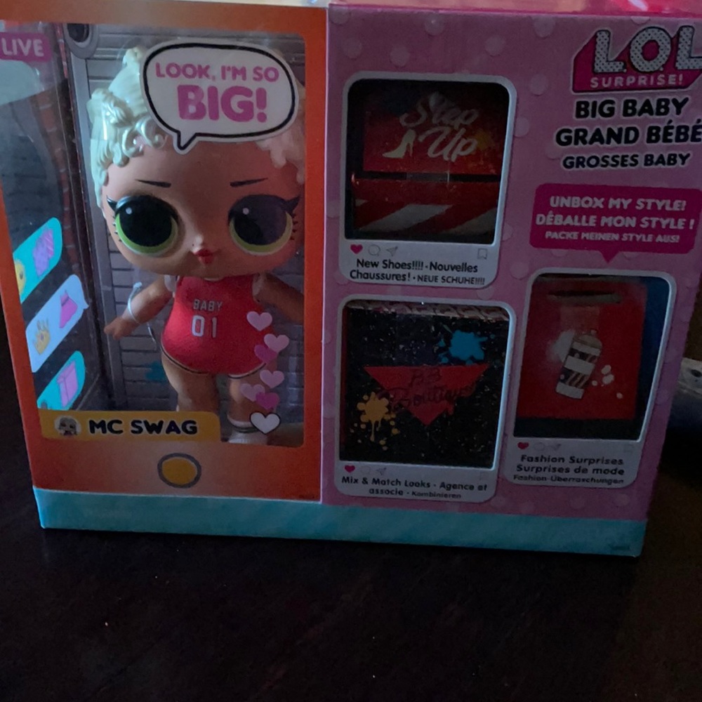 Mc swag big lol doll with surprises